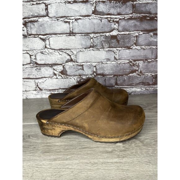 Sanita Brown Nubuck Leather Round Clogs Wooden Heel Shoes Women Sz 40EU/9.5M US - Picture 4 of 16